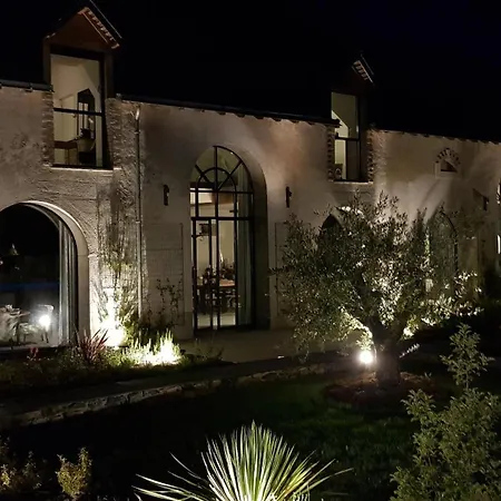 Les Granges De Bed & Breakfast Juvardeil