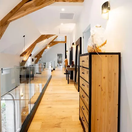 Les Granges De Bed and breakfast Juvardeil