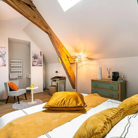 Les Granges De Bed and breakfast