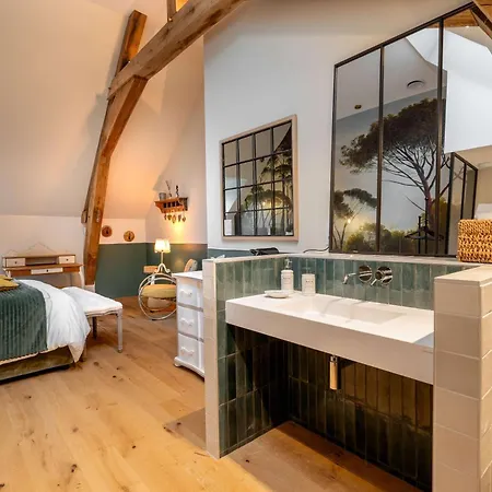 Les Granges De Bed and breakfast