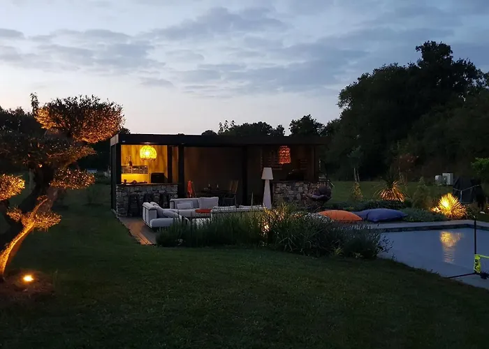 Les Granges De Juvardeil